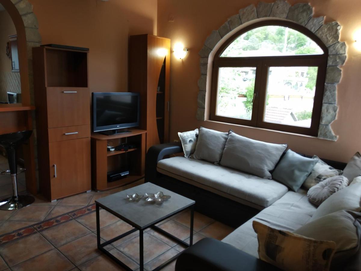 Apartment Aki Kotor Eksteriør billede