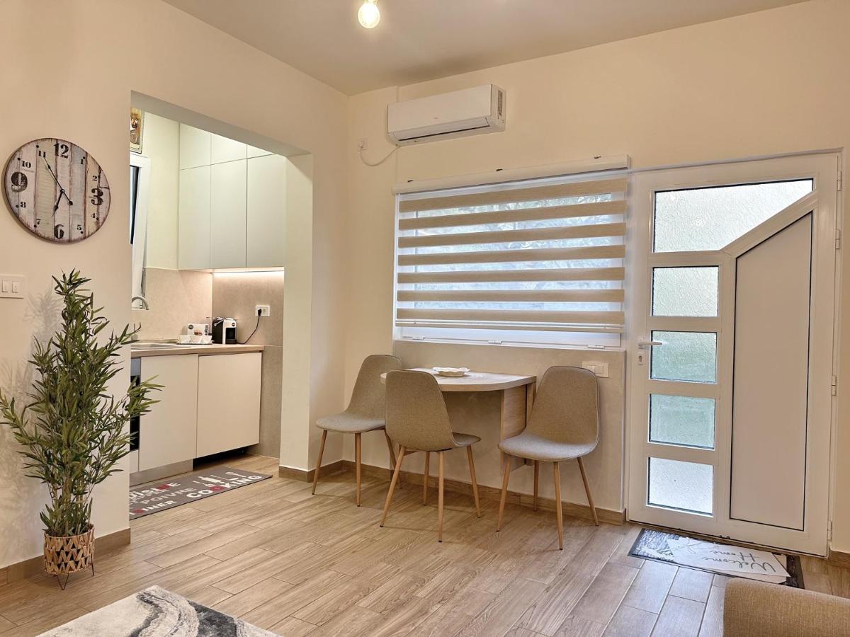 Apartment Aki Kotor Eksteriør billede