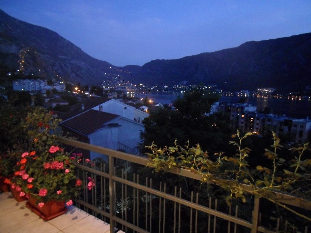 Apartment Aki Kotor Værelse billede